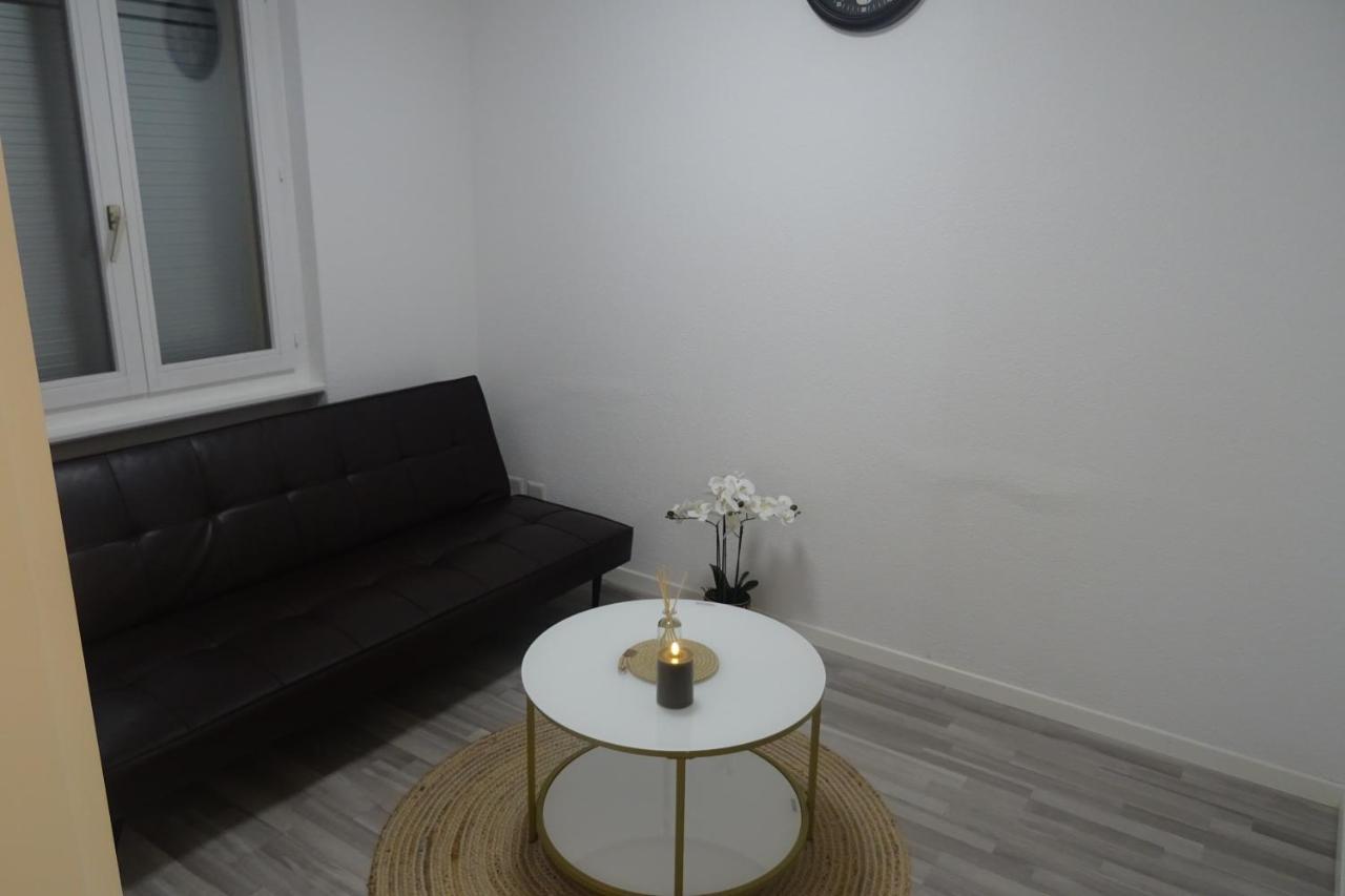 Aare Studio 1 Apartment อินเทอร์ลาเคน ภายนอก รูปภาพ